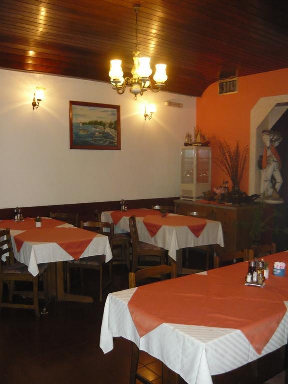 Hotel Tamaris Kaštela Dış mekan fotoğraf