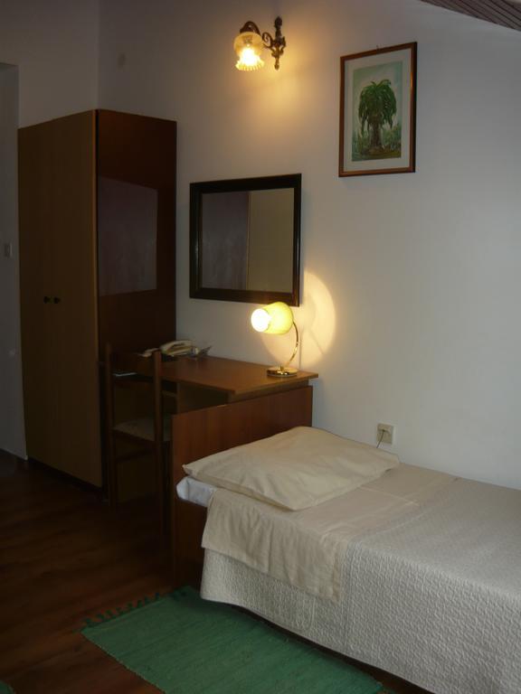 Hotel Tamaris Kaštela Oda fotoğraf